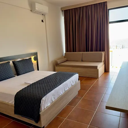 Orb Hotel Sarande